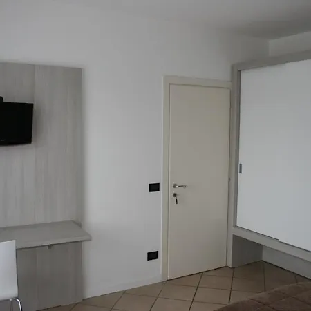 Apartahotel Franca Arco
