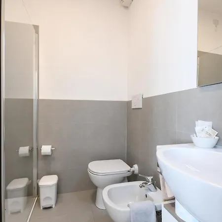 Franca Aparthotel 2*